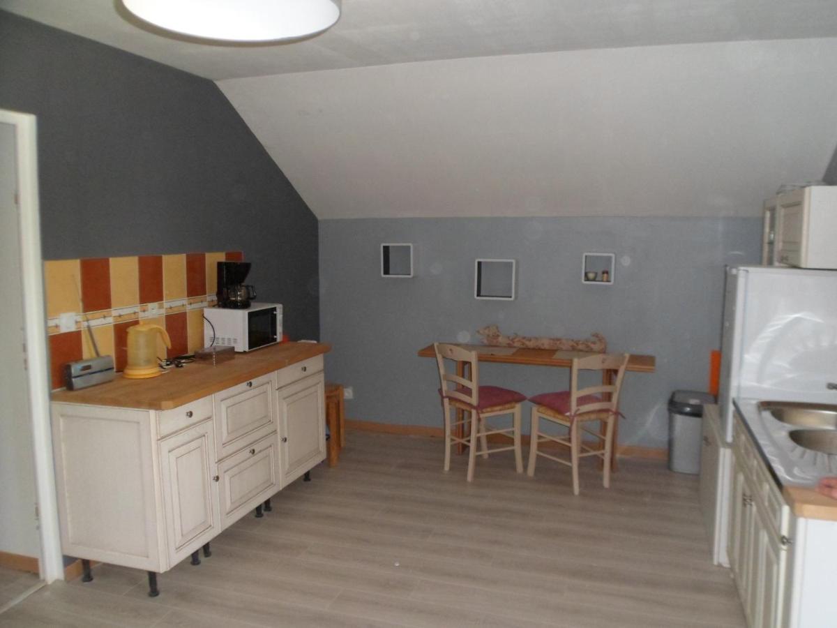 L'Etape De St Hilaire La Gravelle Bed & Breakfast Saint-Hilaire-la-Gravelle Bagian luar foto